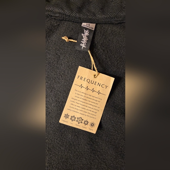 NWT Buddhaful Men's Hive Hoodie - Picture 13 of 16